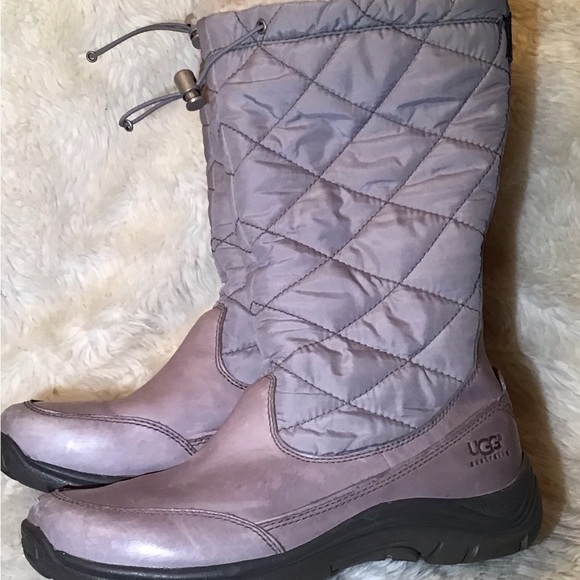 Ugg leather/quilted zip up boots 8 - Picture 7 of 10